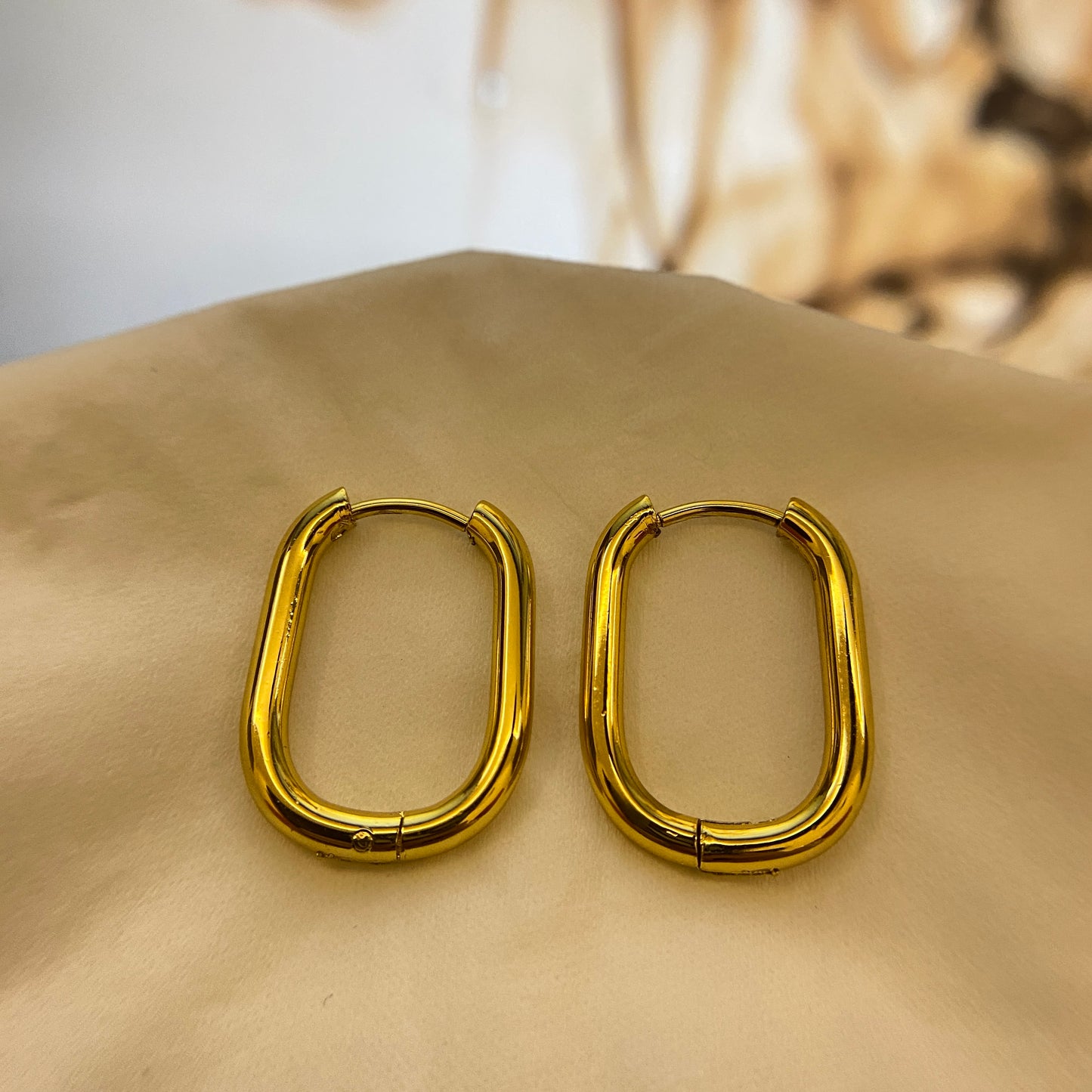 Golden Frame Earring