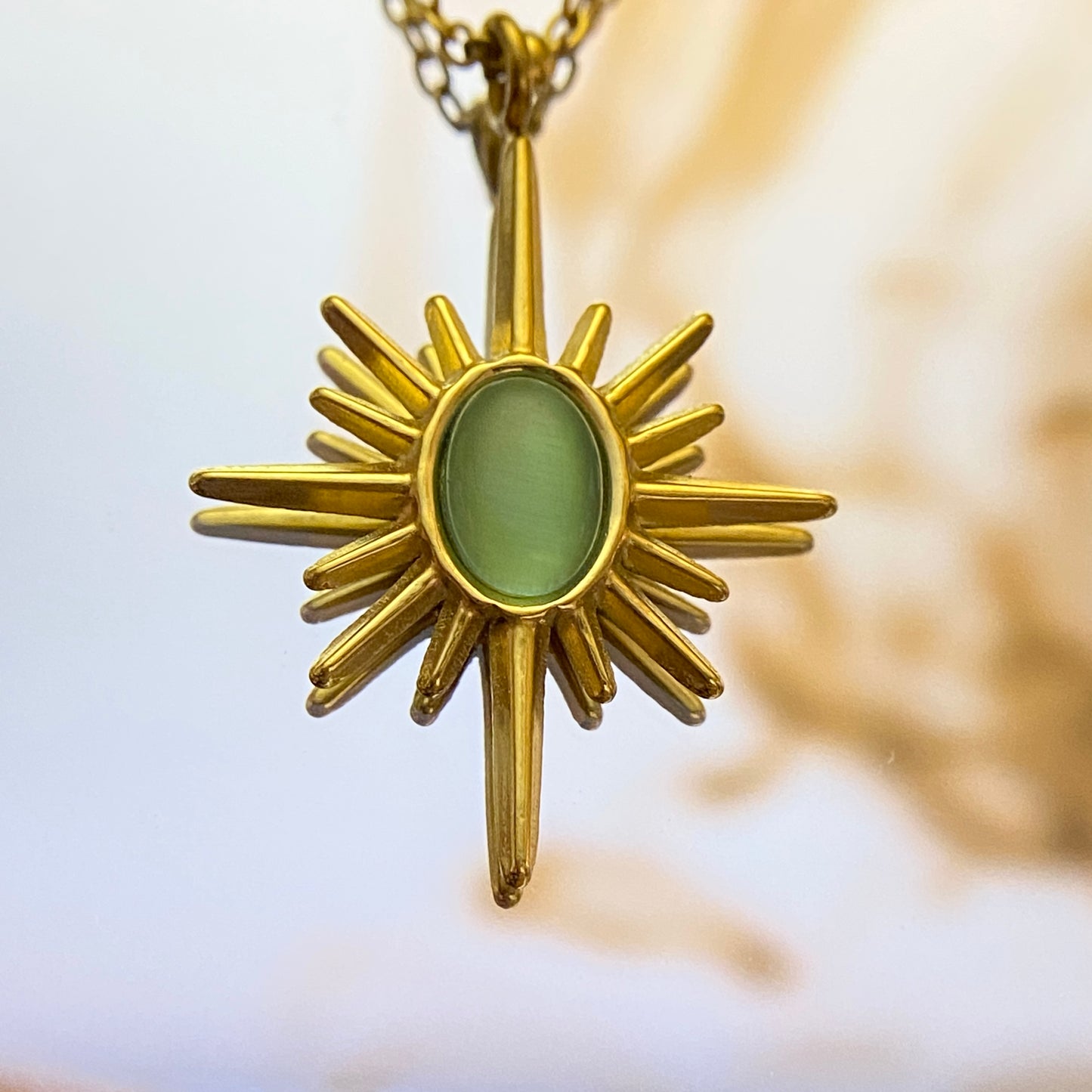Minty Green Sunny Glow Necklace
