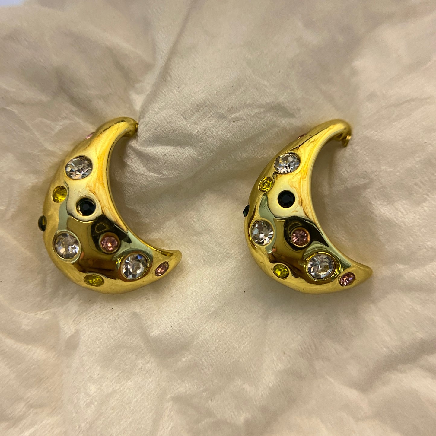 Closeup View of Stardust Curves Earrings