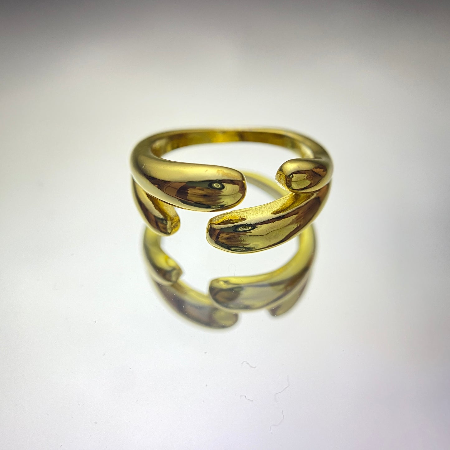 Front view of Halo Hug Ring
