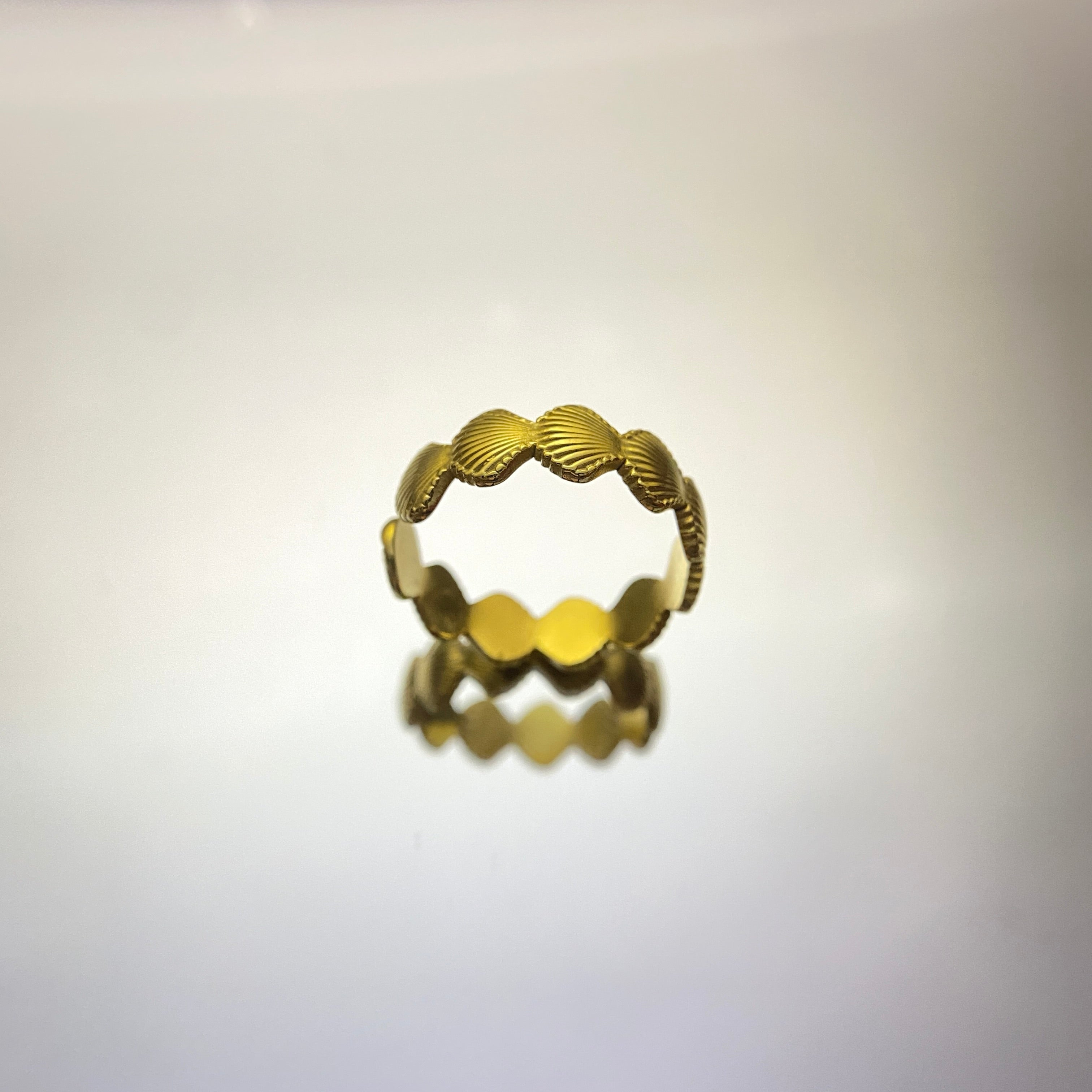 Shell Band Ring