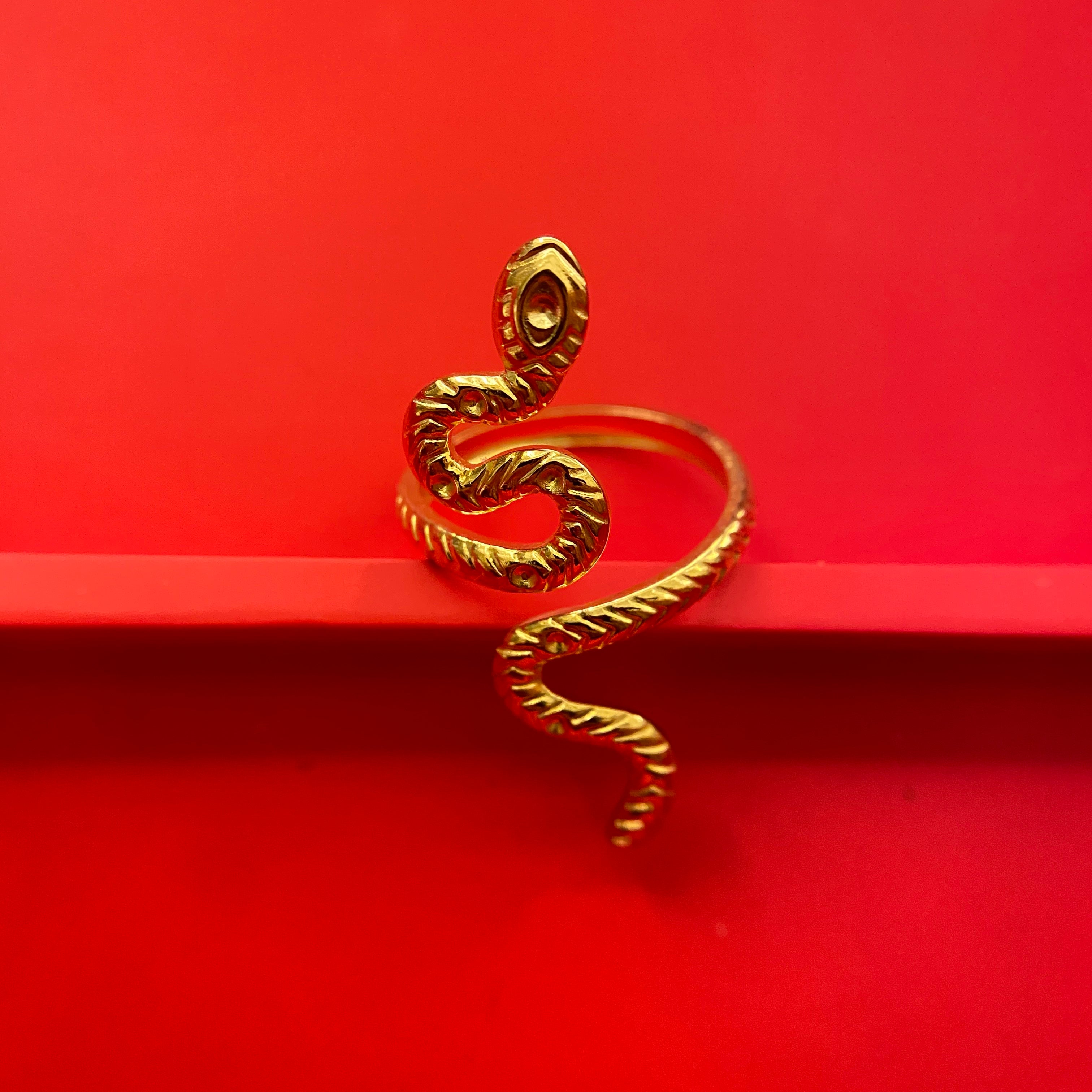 Viper Wrap Ring