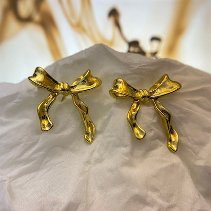 Front view of Tiabow Earrings 